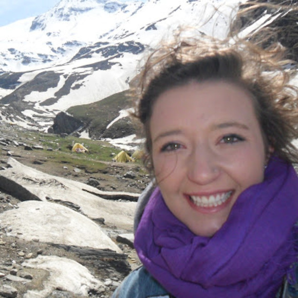 Meet your Posher, Katherine - Picture 1 of 1